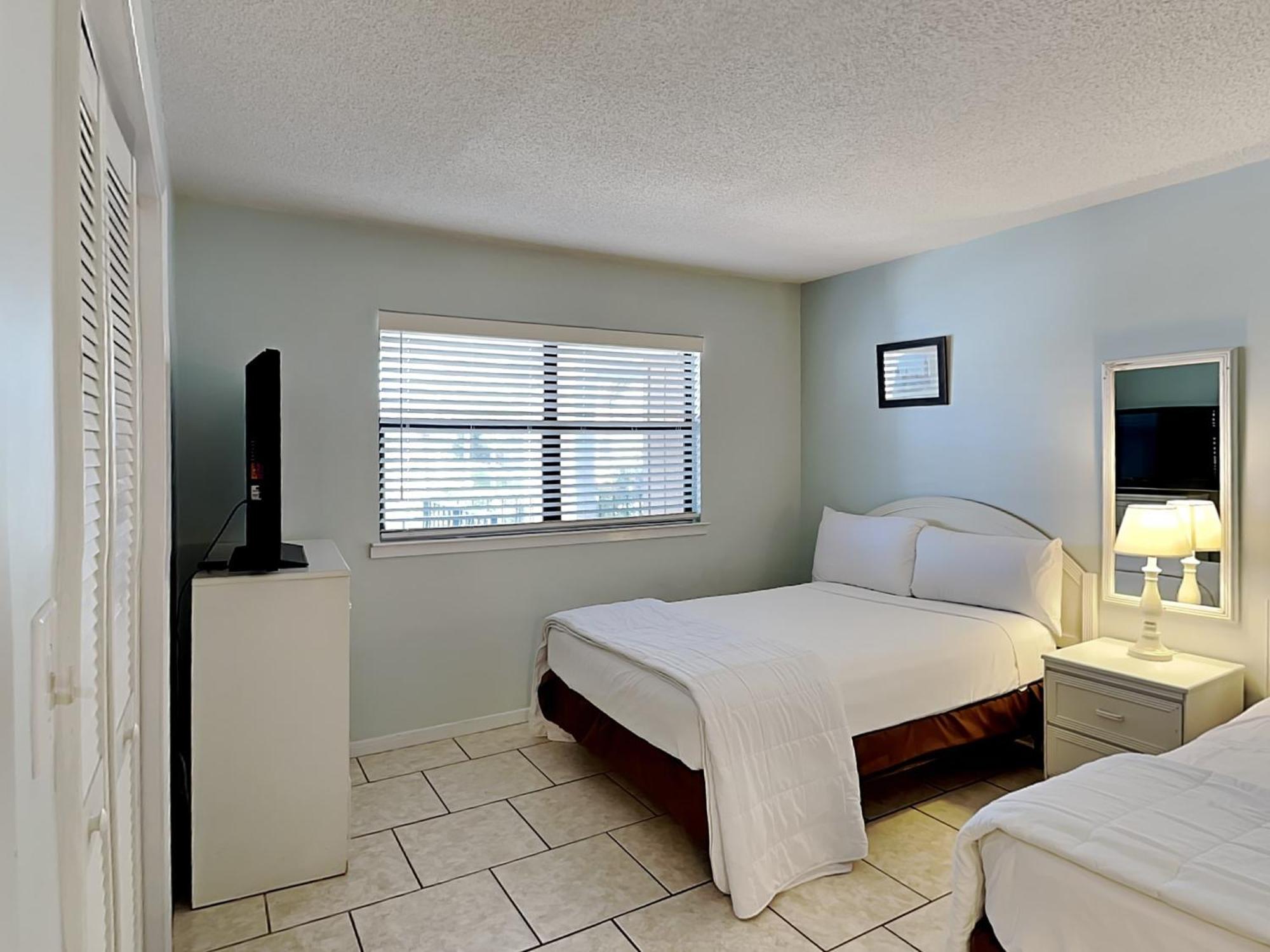 Apartment Edgewater 2607