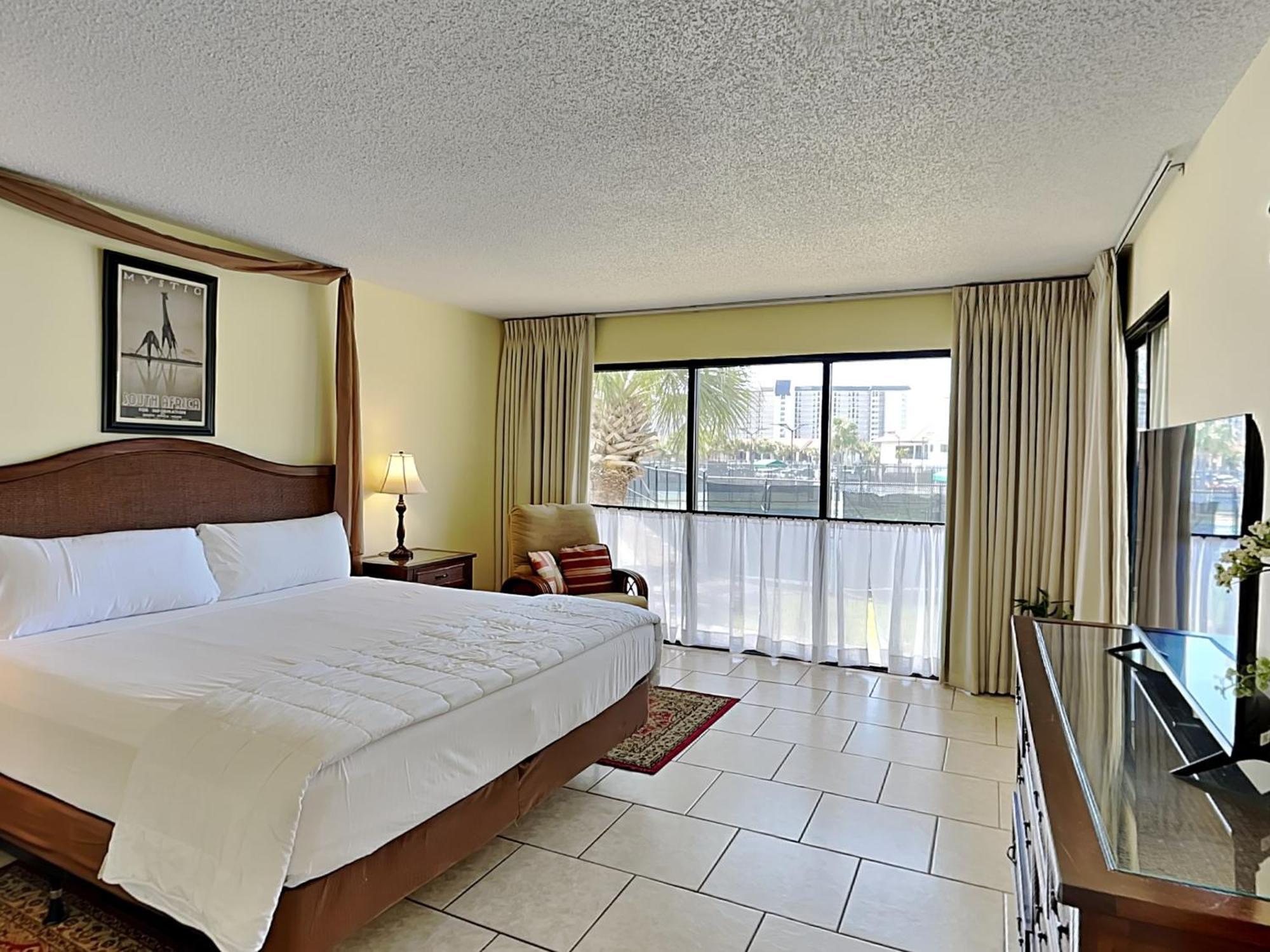 Edgewater 2607